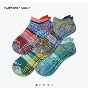 NWT Women’s Gripper Ankle Socks - 4-Pack